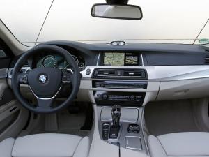 BMW 530d xDrive Touring Modern Line 2013 года  (WW)
